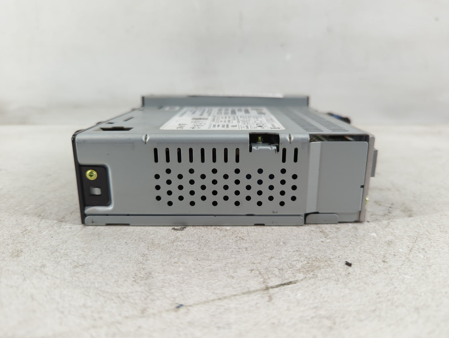 2017-2018 Chevrolet Spark Radio AM FM Cd Player Receiver Replacement P/N:42518061 Fits Fits 2017 2018 2019 OEM Used Auto Parts - Oemusedautoparts1.com