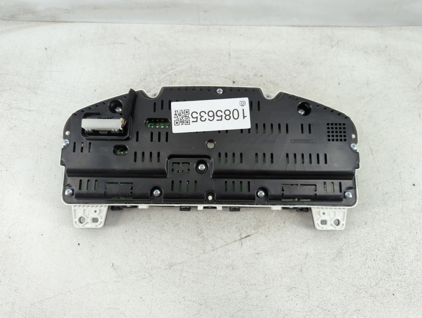 2014 Ford Taurus Instrument Cluster Speedometer Gauges P/N:EG1T-10849-AD Fits OEM Used Auto Parts - Oemusedautoparts1.com