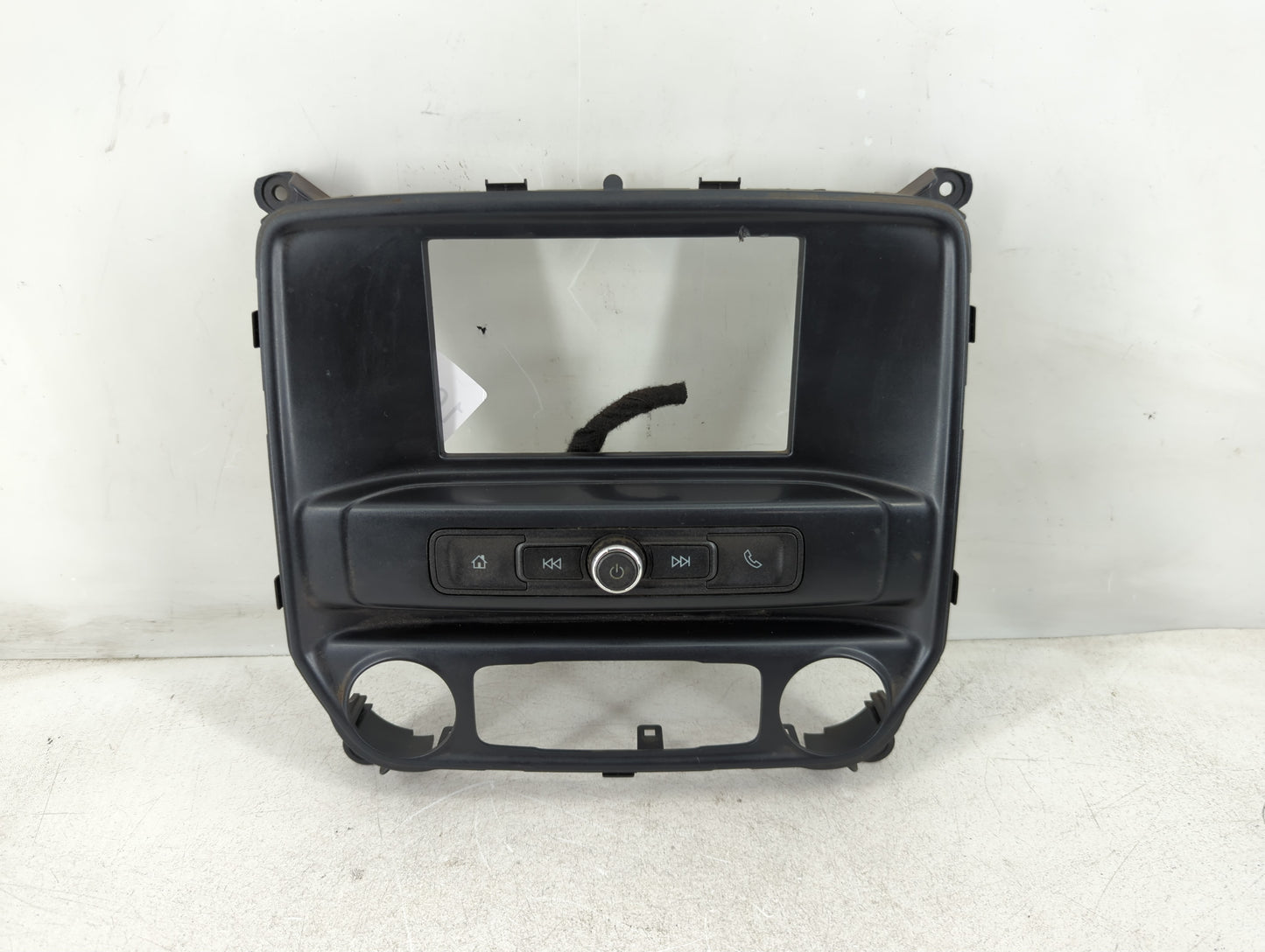 2016-2018 Chevrolet Silverado 2500 Radio AM FM Cd Player Receiver Replacement P/N:42516646 Fits Fits 2016 2017 2018 2019 OEM Used Auto Parts - Oemusedautoparts1.com