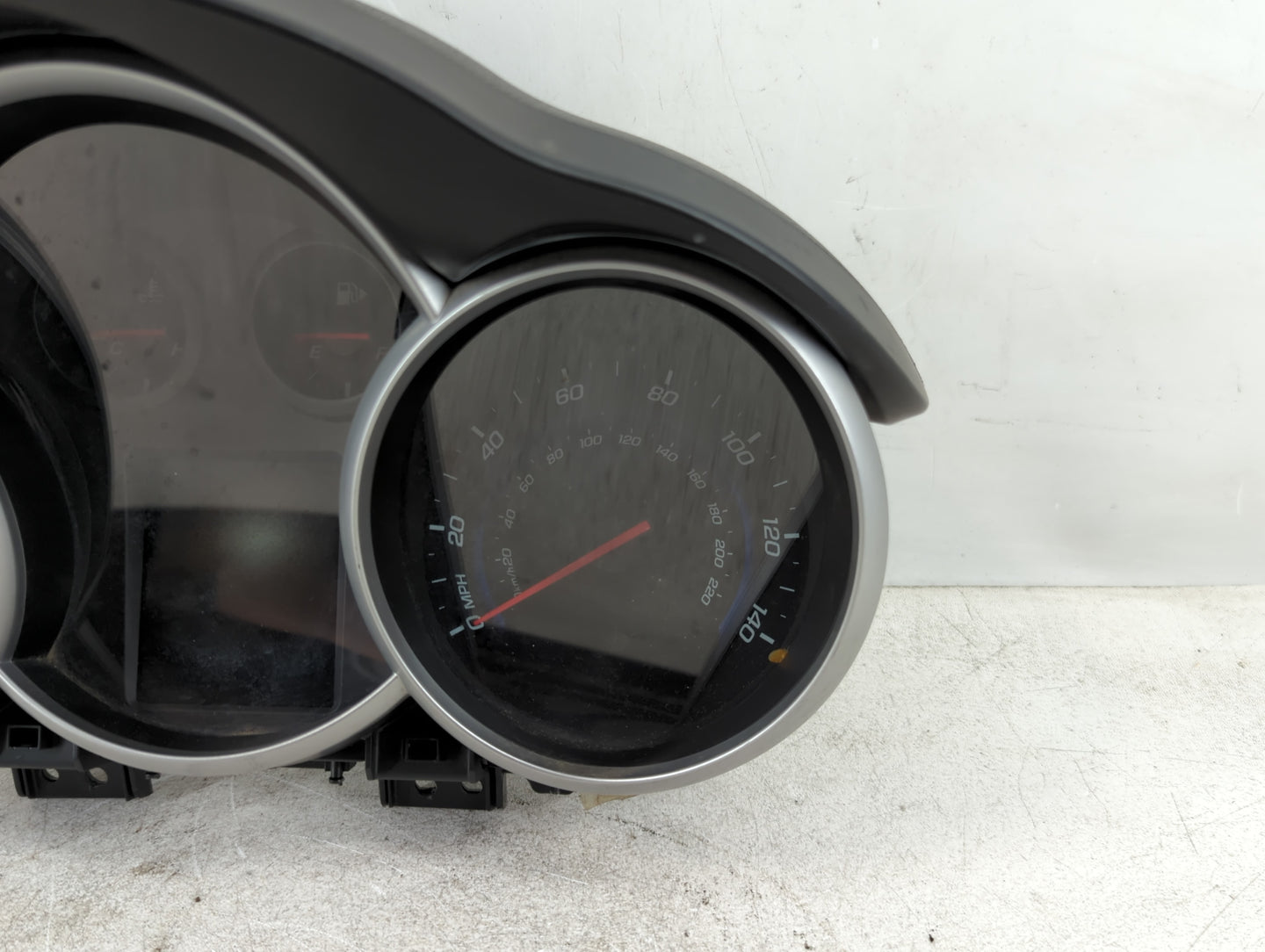 2013-2014 Chevrolet Cruze Instrument Cluster Speedometer Gauges P/N:95129378 Fits Fits 2013 2014 OEM Used Auto Parts - Oemusedautoparts1.com