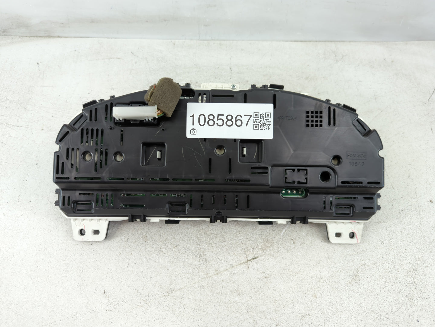 2011-2012 Ford Fusion Instrument Cluster Speedometer Gauges P/N:BE5T-10849-CD Fits Fits 2011 2012 OEM Used Auto Parts - Oemusedautoparts1.com