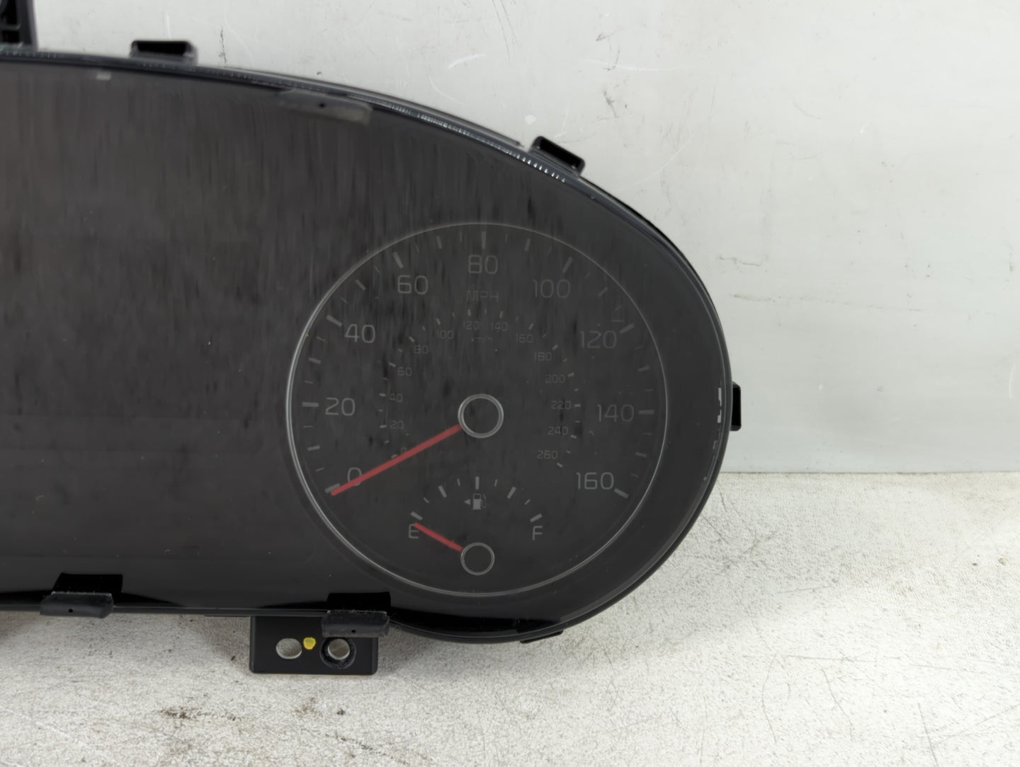 2017-2018 Kia Optima Instrument Cluster Speedometer Gauges P/N:94022-A8000 Fits Fits 2017 2018 OEM Used Auto Parts - Oemusedautoparts1.com