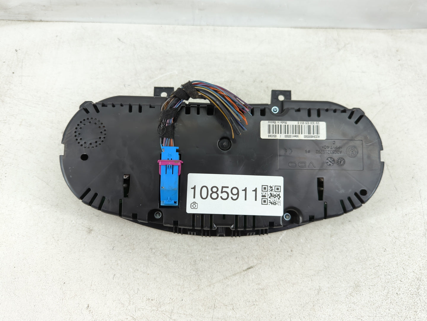 2014 Volkswagen Jetta Instrument Cluster Speedometer Gauges P/N:5C6 920 953 B Fits OEM Used Auto Parts - Oemusedautoparts1.com