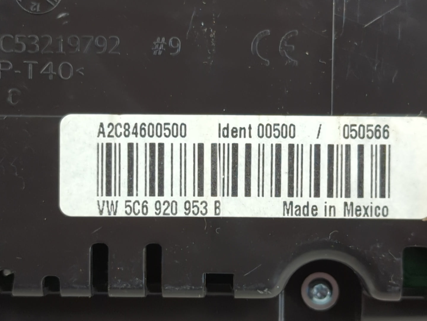 2014 Volkswagen Jetta Instrument Cluster Speedometer Gauges P/N:5C6 920 953 B Fits OEM Used Auto Parts - Oemusedautoparts1.com