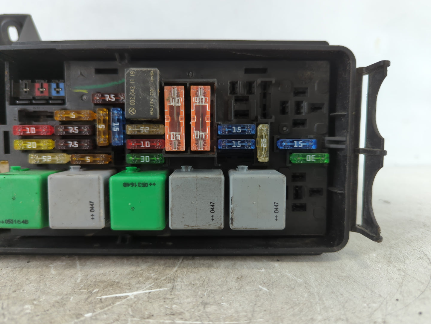 2007 Mercedes-Benz Ml250 Fusebox Fuse Box Panel Relay Module P/N:A1645408310 Fits OEM Used Auto Parts - Oemusedautoparts1.com