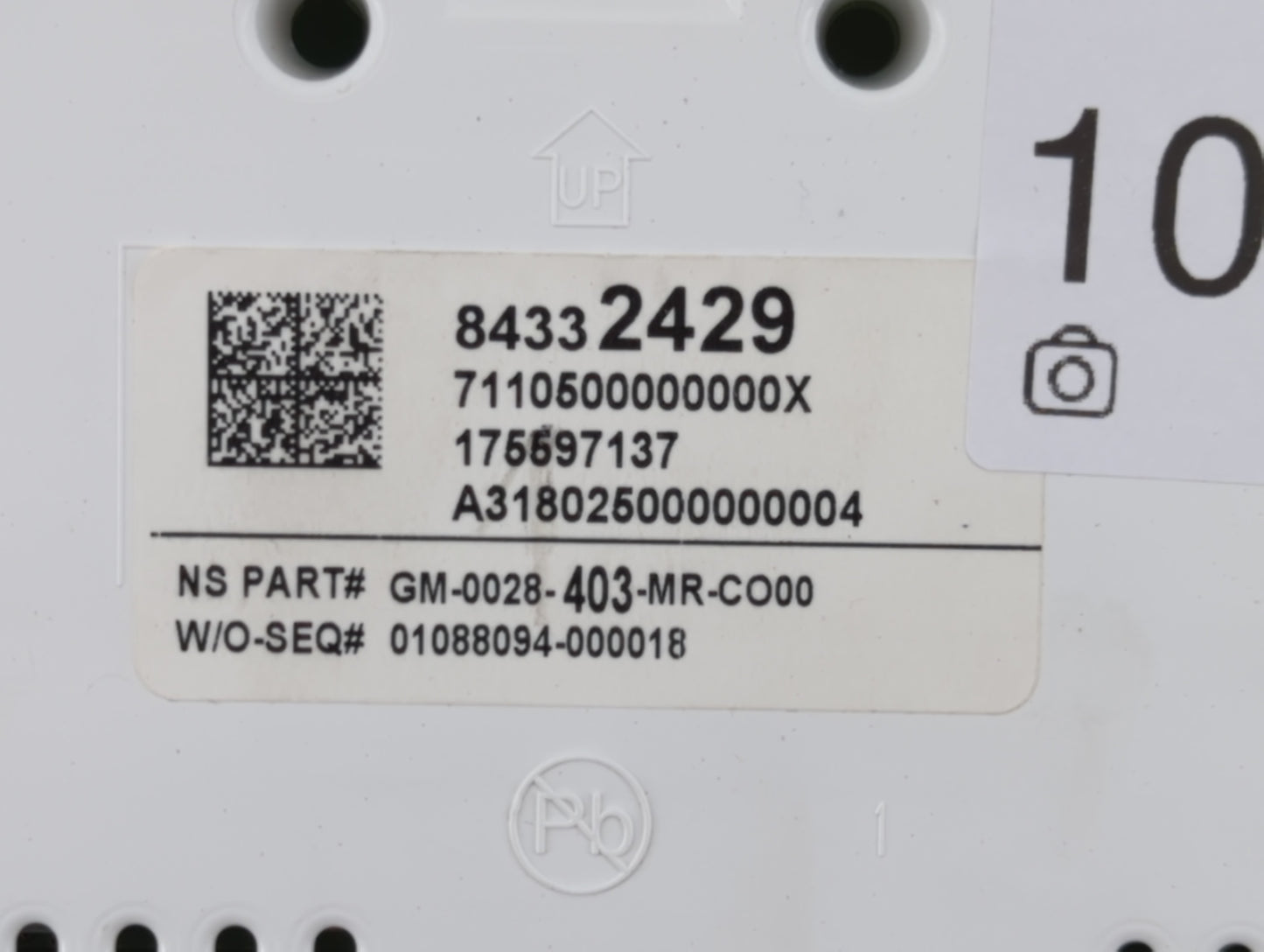 2017-2020 Chevrolet Impala Instrument Cluster Speedometer Gauges P/N:84332429 Fits Fits 2017 2018 2019 2020 OEM Used Auto Parts