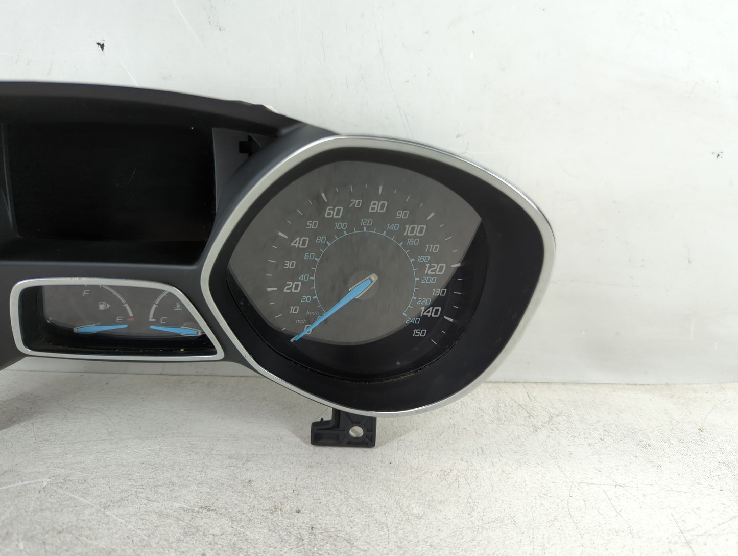 2013 Ford Escape Instrument Cluster Speedometer Gauges Fits OEM Used Auto Parts - Oemusedautoparts1.com