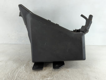 compare product 1994 Honda Accord Fusebox Fuse Box Panel Relay Module P/N:MB503200B Fits OEM Used Auto Parts