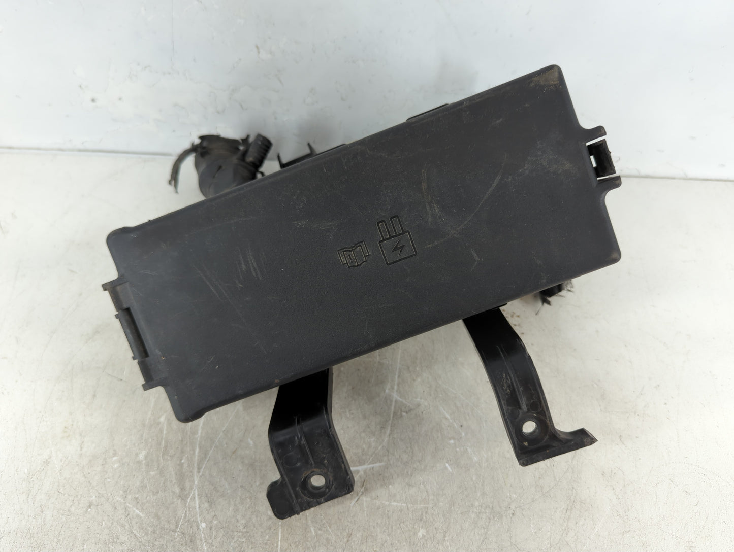 2012-2014 Ford Focus Fusebox Fuse Box Panel Relay Module P/N:BH6T-14290-A Fits Fits 2012 2013 2014 OEM Used Auto Parts - Oemusedautoparts1.com