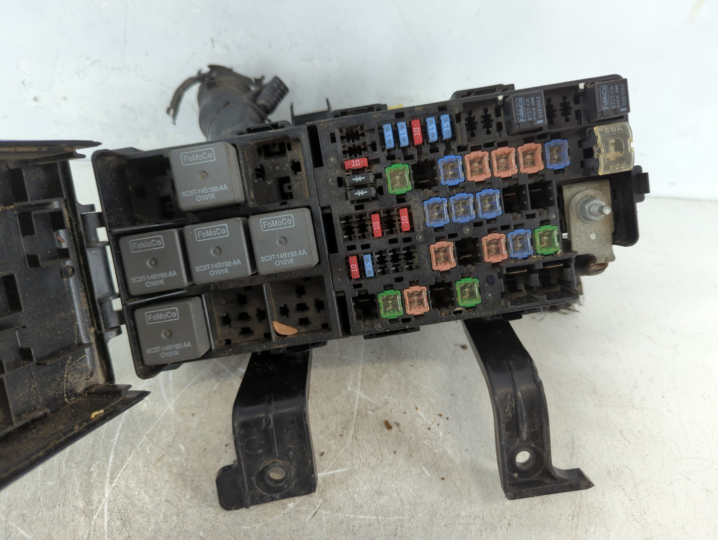 2012-2014 Ford Focus Fusebox Fuse Box Panel Relay Module P/N:BH6T-14290-A Fits Fits 2012 2013 2014 OEM Used Auto Parts - Oemusedautoparts1.com
