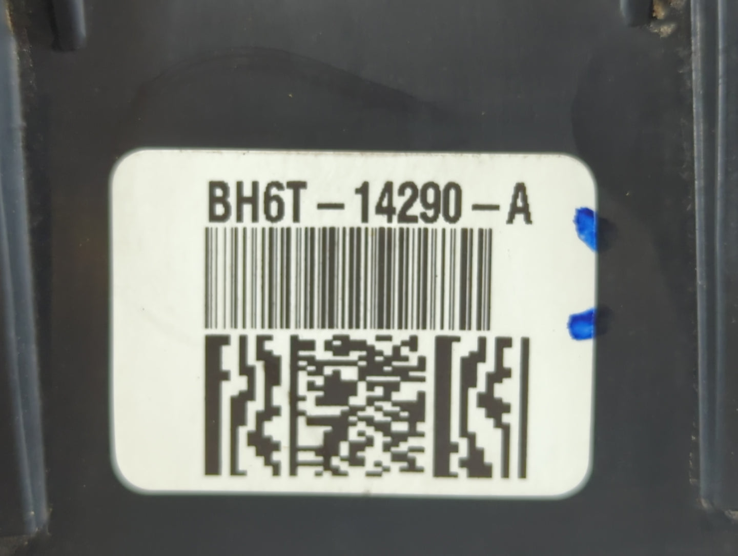 2012-2014 Ford Focus Fusebox Fuse Box Panel Relay Module P/N:BH6T-14290-A Fits Fits 2012 2013 2014 OEM Used Auto Parts - Oemusedautoparts1.com