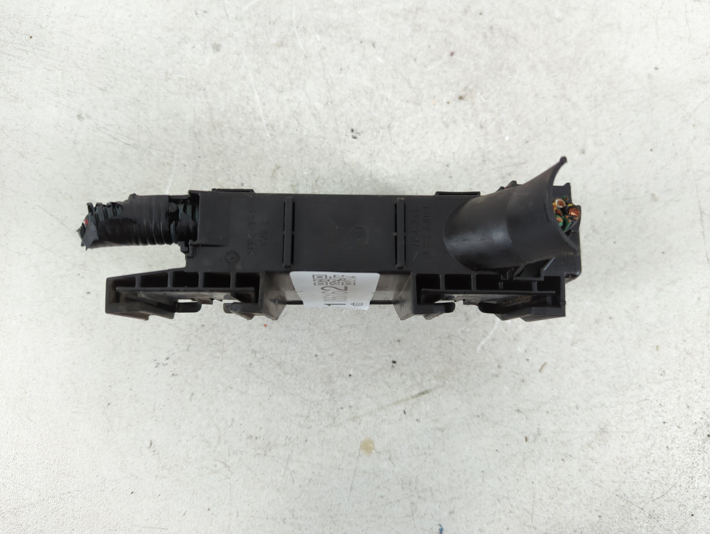 2002-2006 Nissan Altima Fusebox Fuse Box Panel Relay Module P/N:24582 8J010 Fits Fits 2002 2003 2004 2005 2006 OEM Used Auto Parts - Oemusedautoparts1.com