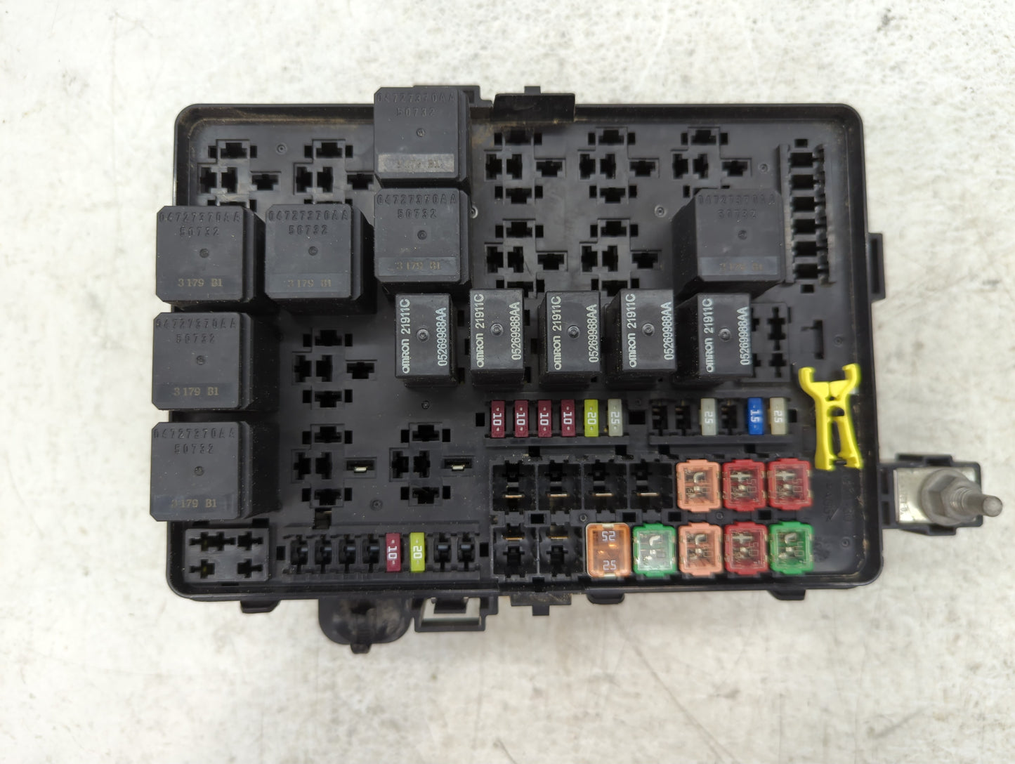 2012-2014 Dodge Charger Fusebox Fuse Box Panel Relay Module P/N:7154-7630-30 Fits Fits 2012 2013 2014 OEM Used Auto Parts