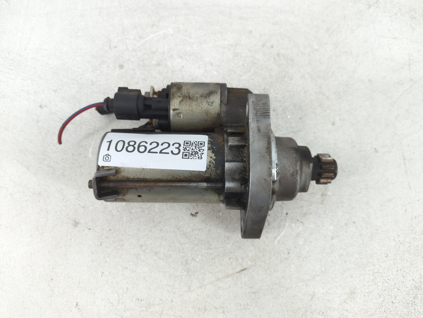 2006-2010 Volkswagen Passat Car Starter Motor Solenoid OEM P/N:02M 911 023 M Fits OEM Used Auto Parts - Oemusedautoparts1.com