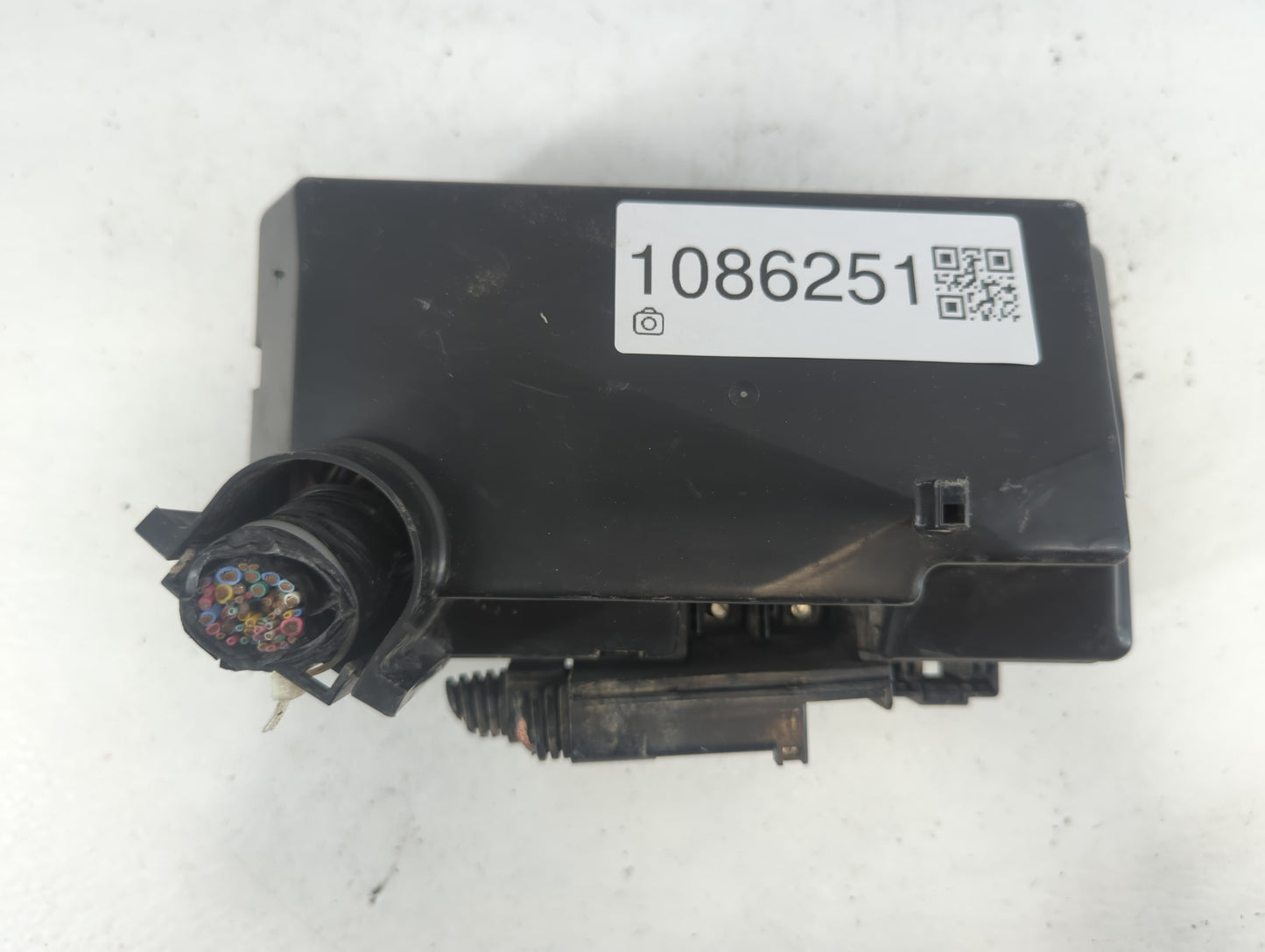 2016-2018 Honda Pilot Fusebox Fuse Box Panel Relay Module P/N:TG7 A010 AO Fits Fits 2016 2017 2018 OEM Used Auto Parts