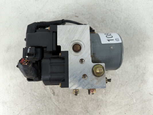 2002-2004 Mitsubishi Diamante ABS Pump Control Module Replacement P/N:MR906631 Fits Fits 2002 2003 2004 OEM Used Auto Parts