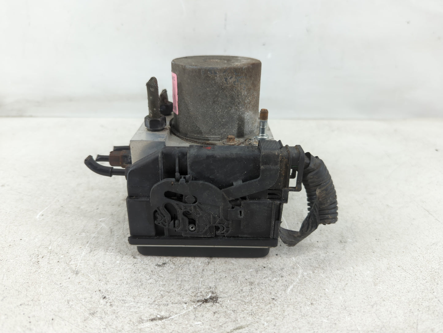 2006-2010 Hyundai Sonata ABS Pump Control Module Replacement P/N:58920-3K500 Fits Fits 2006 2007 2008 2009 2010 OEM Used Auto Parts