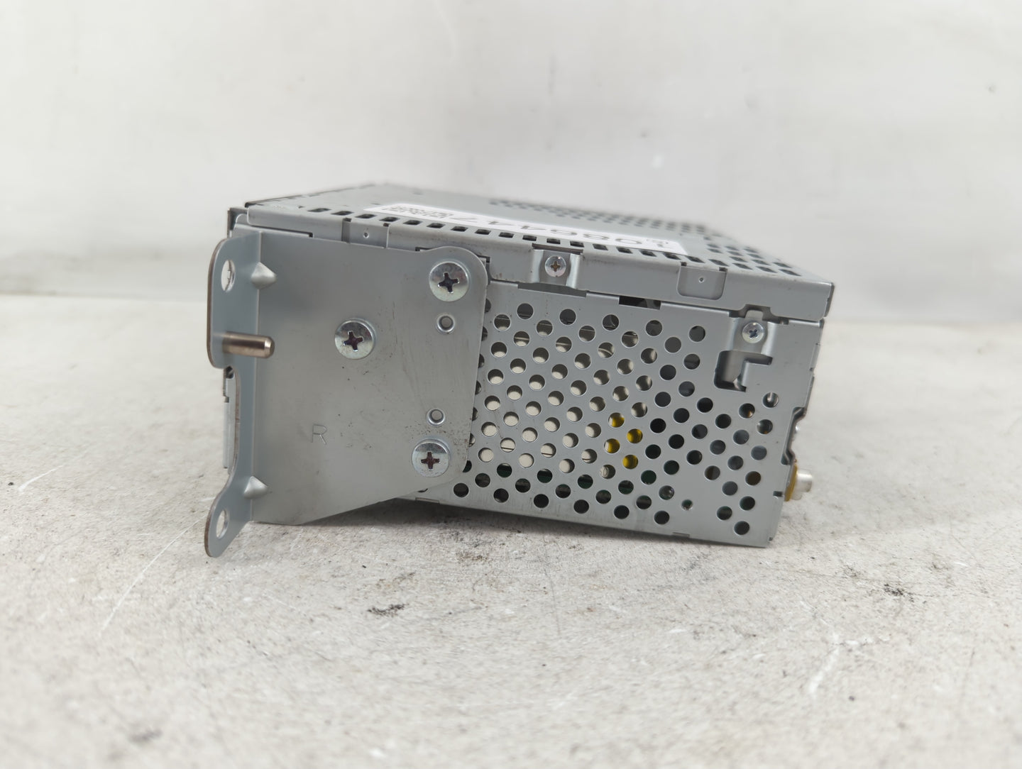 2012 Ford Edge Radio AM FM Cd Player Receiver Replacement P/N:CT4T-19C107-BD Fits OEM Used Auto Parts - Oemusedautoparts1.com