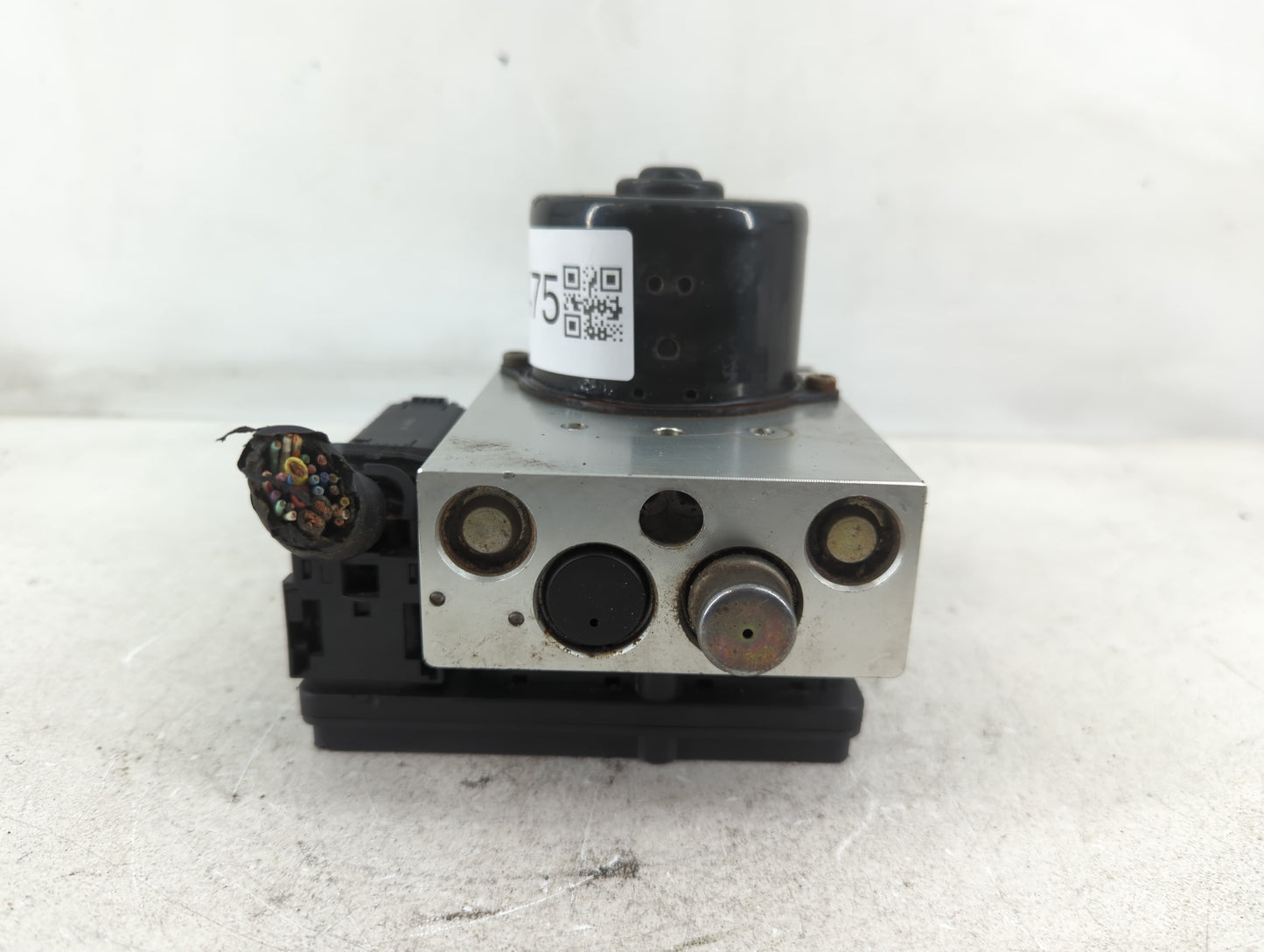 2005-2008 Nissan Pathfinder ABS Pump Control Module Replacement Fits Fits 2005 2006 2007 2008 OEM Used Auto Parts