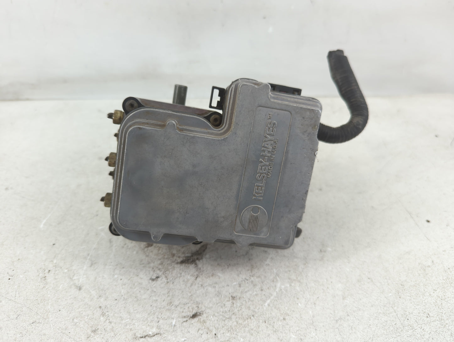 2001 Isuzu Rodeo ABS Pump Control Module Replacement P/N:897263400 Fits OEM Used Auto Parts