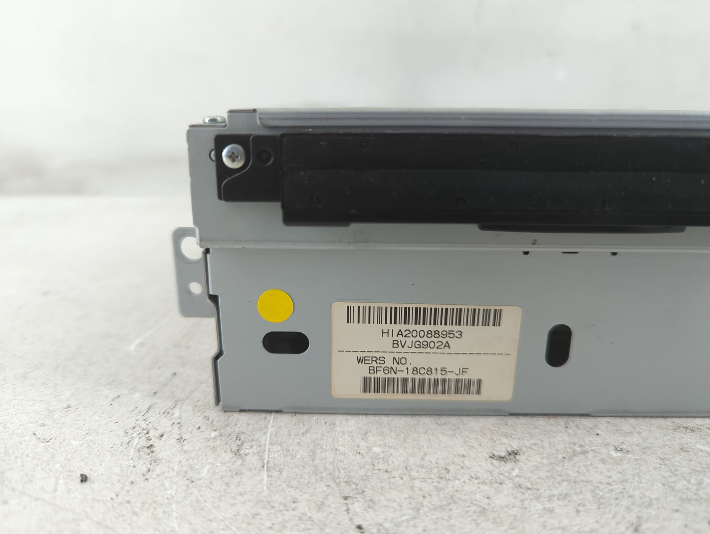 2011-2015 Jaguar Xj Radio AM FM Cd Player Receiver Replacement P/N:31326218AA Fits Fits 2011 2012 2013 2014 2015 OEM Used Auto Parts - Oemusedautoparts1.com