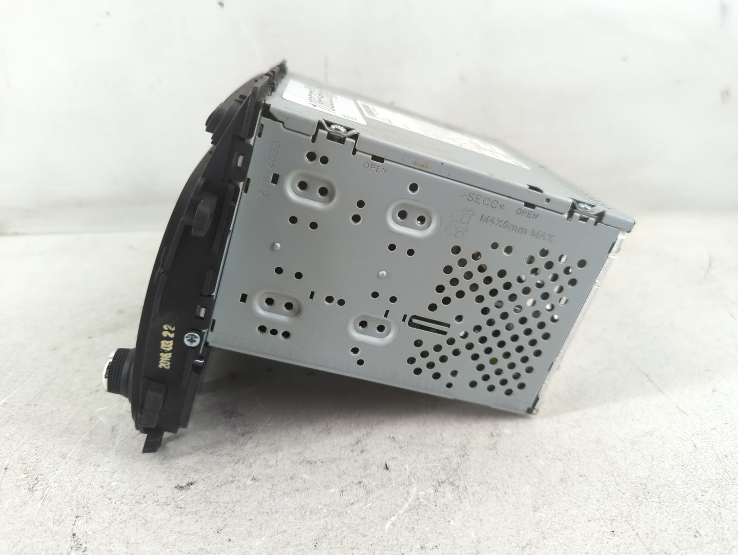 2014-2016 Kia Forte Radio AM FM Cd Player Receiver Replacement P/N:96170-A7771WK Fits Fits 2014 2015 2016 OEM Used Auto Parts - Oemusedautoparts1.com