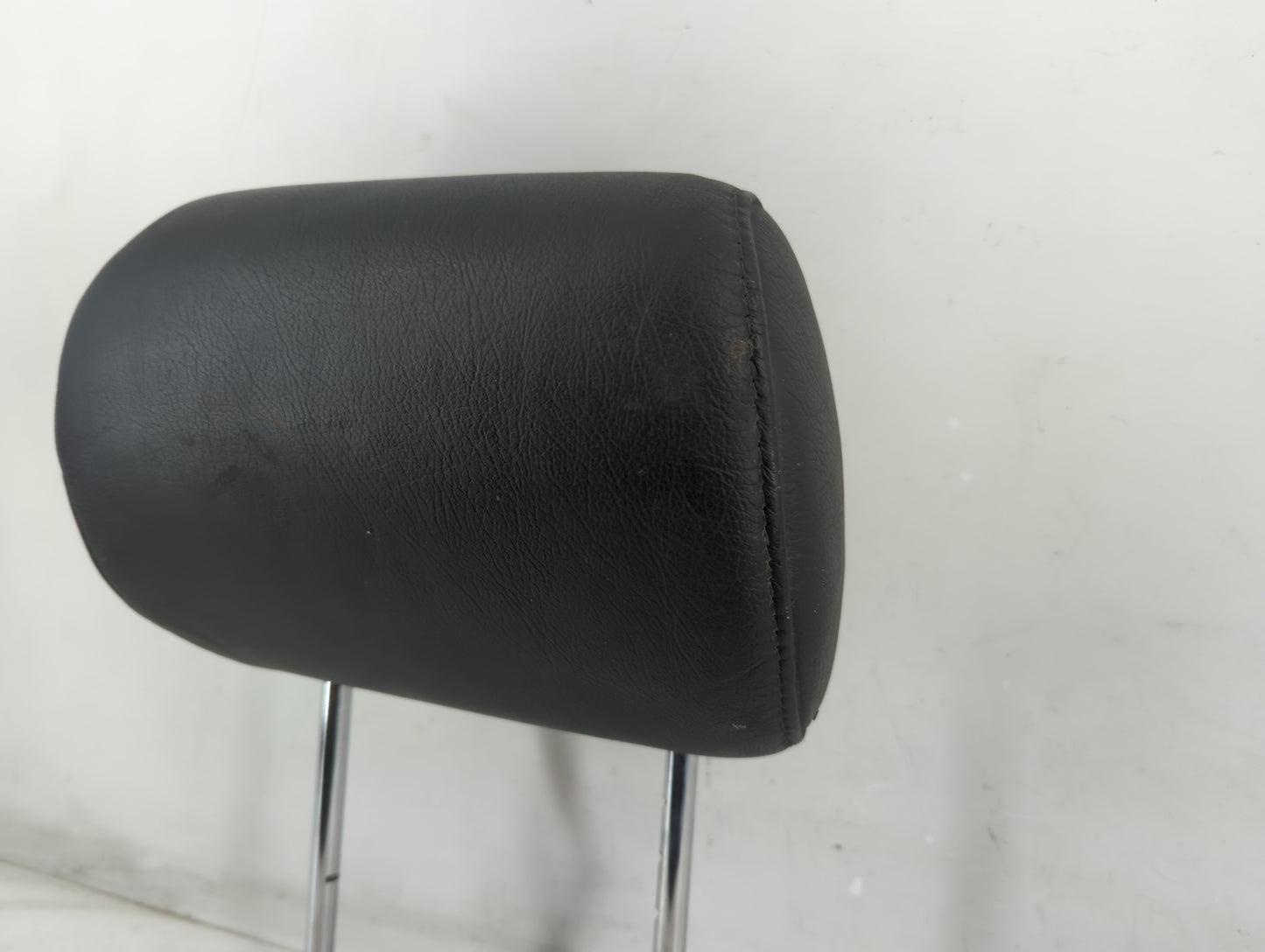 2000-2003 Mercedes-Benz Ml320 Headrest Head Rest Rear Seat Fits Fits 2000 2001 2002 2003 2004 2005 OEM Used Auto Parts - Oemusedautoparts1.com