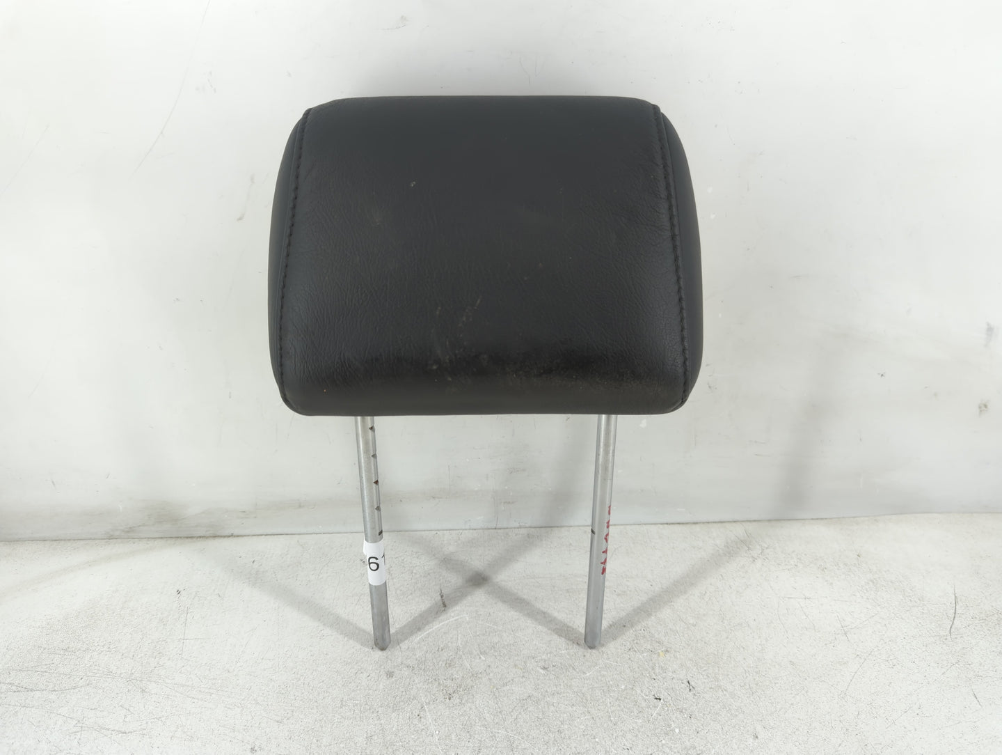 2000-2003 Mercedes-Benz Ml320 Headrest Head Rest Rear Seat Fits Fits 2000 2001 2002 2003 2004 2005 OEM Used Auto Parts - Oemusedautoparts1.com