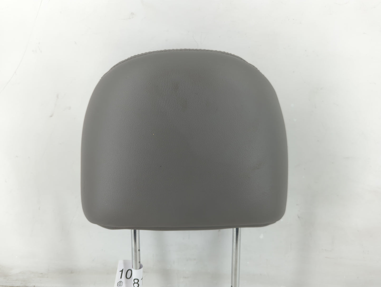 2002-2007 Saturn Vue Headrest Head Rest Front Driver Passenger Seat Fits Fits 2002 2003 2004 2005 2006 2007 OEM Used Auto Parts - Oemusedautoparts1.com