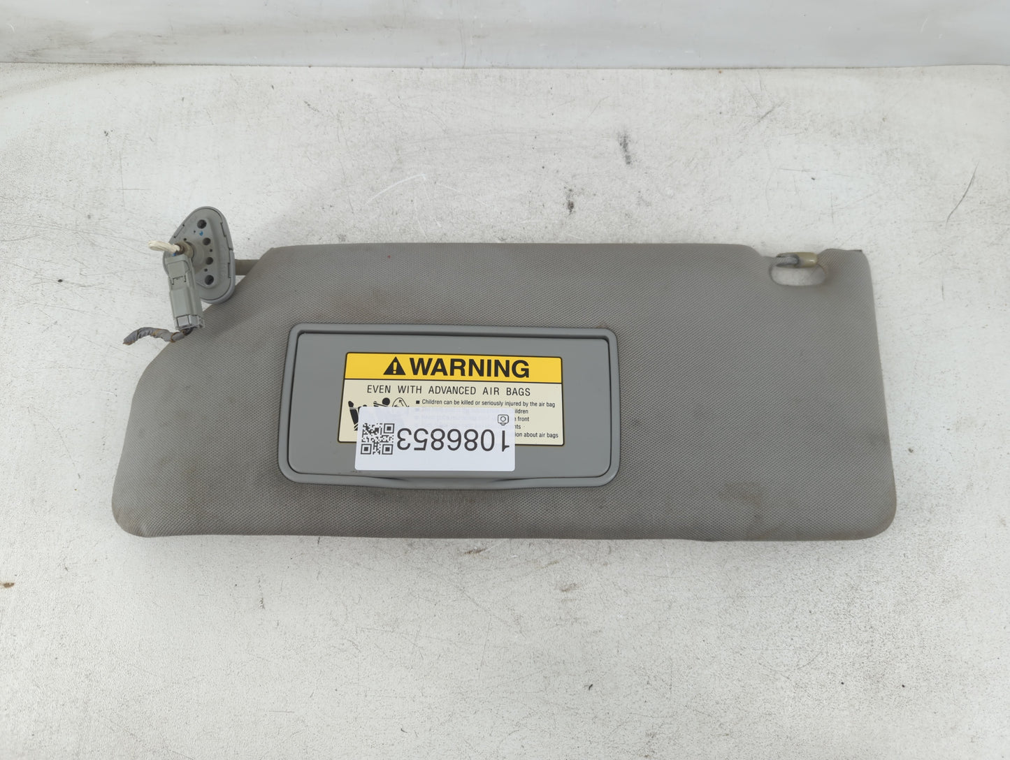 2006-2010 Honda Odyssey Sun Visor Shade Replacement Driver Left Mirror Fits Fits 2006 2007 2008 2009 2010 OEM Used Auto Parts - Oemusedautoparts1.com