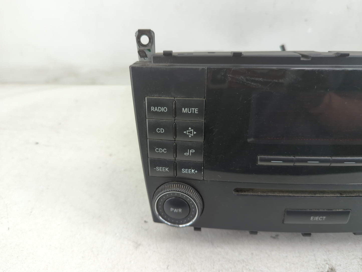 2001-2005 Mercedes-Benz C240 Radio AM FM Cd Player Receiver Replacement P/N:A 203 827 39 42 Fits OEM Used Auto Parts - Oemusedautoparts1.com