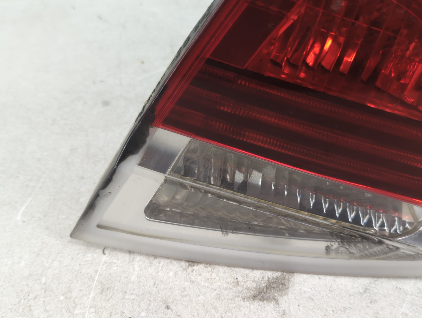 2006 Bmw 325i Tail Light Assembly Passenger Right OEM P/N:16 937 476 Fits Fits 2004 2005 OEM Used Auto Parts