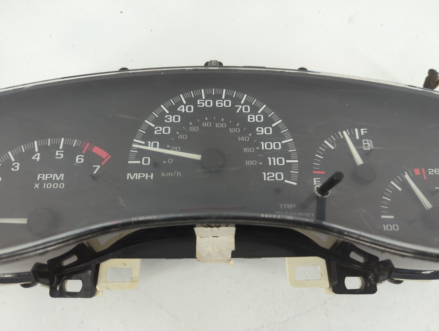 2004-2005 Chevrolet Malibu Instrument Cluster Speedometer Gauges P/N:22707514 Fits Fits 2004 2005 OEM Used Auto Parts