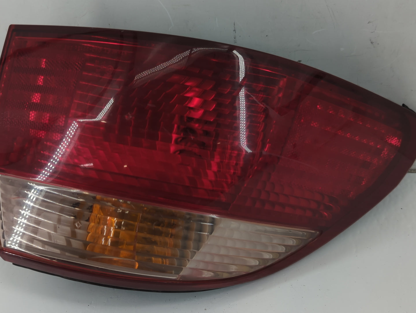 1998-2002 Honda Accord Tail Light Assembly Driver Left OEM P/N:7443 Fits Fits 1998 1999 2000 2001 2002 OEM Used Auto Parts - Oemusedautoparts1.com