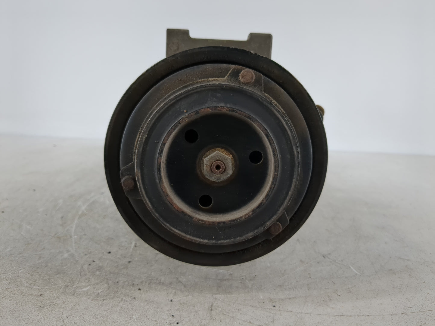 2003-2005 Saab 9-3 Air Conditioning A/c Ac Compressor Oem - Oemusedautoparts1.com