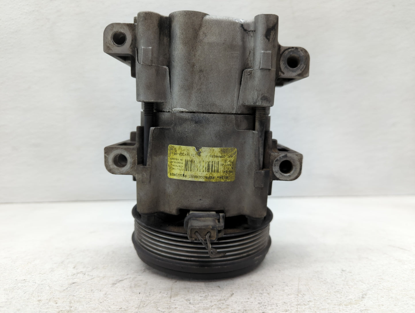 1996-2003 Ford Explorer Air Conditioning A/c Ac Compressor Oem