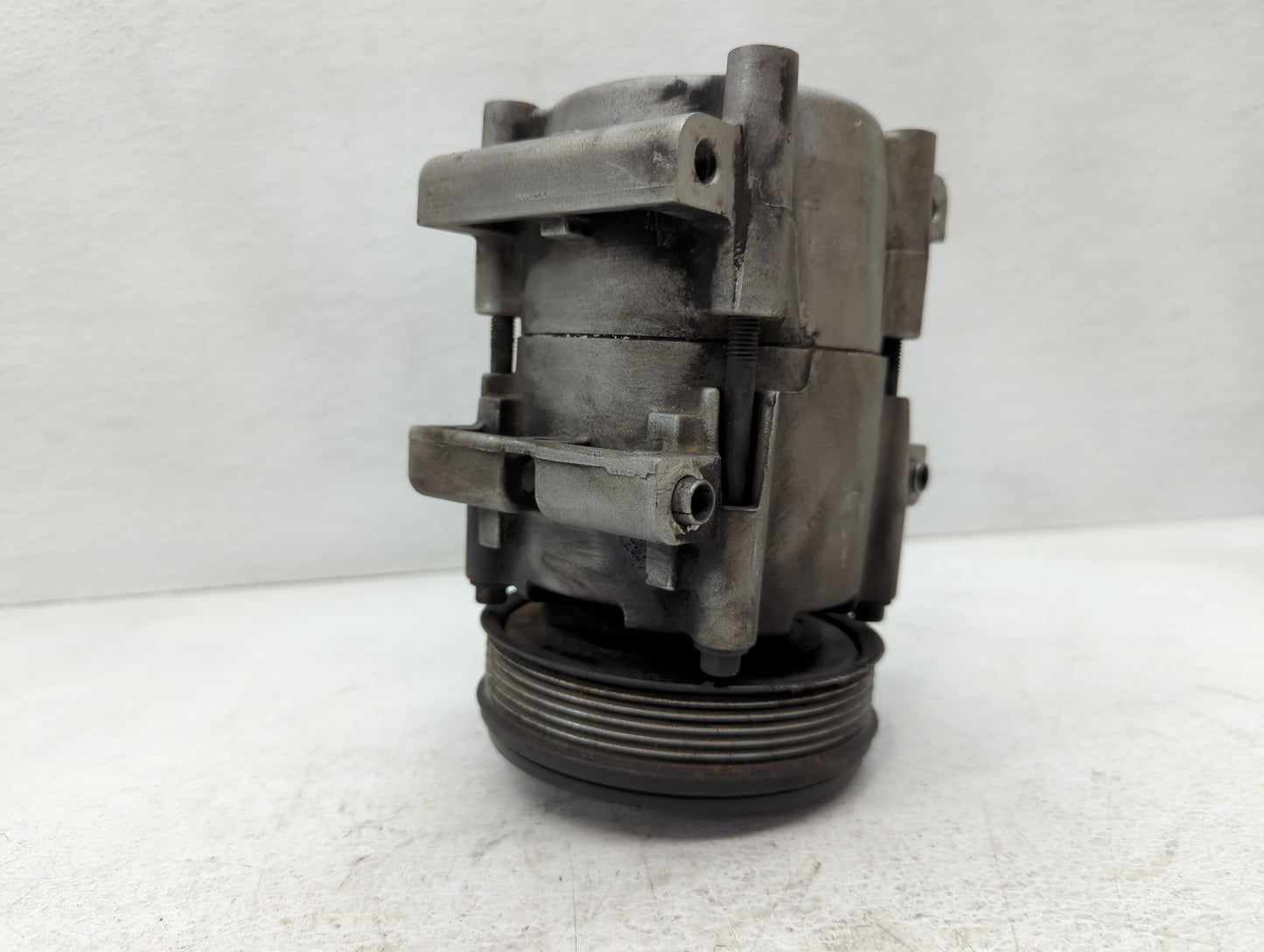 1996-2003 Ford Explorer Air Conditioning A/c Ac Compressor Oem