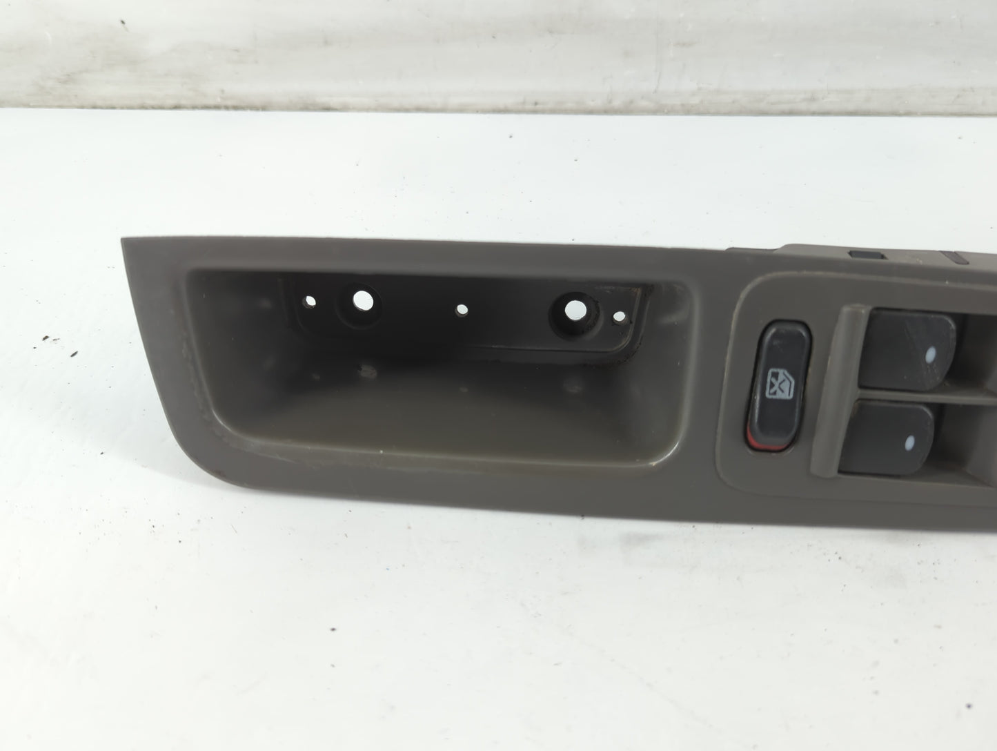 2010-2012 Chevrolet Malibu Master Power Window Switch Replacement Driver Side Left P/N:20807220 Fits Fits 2010 2011 2012 OEM Used Auto Parts - Oemusedautoparts1.com