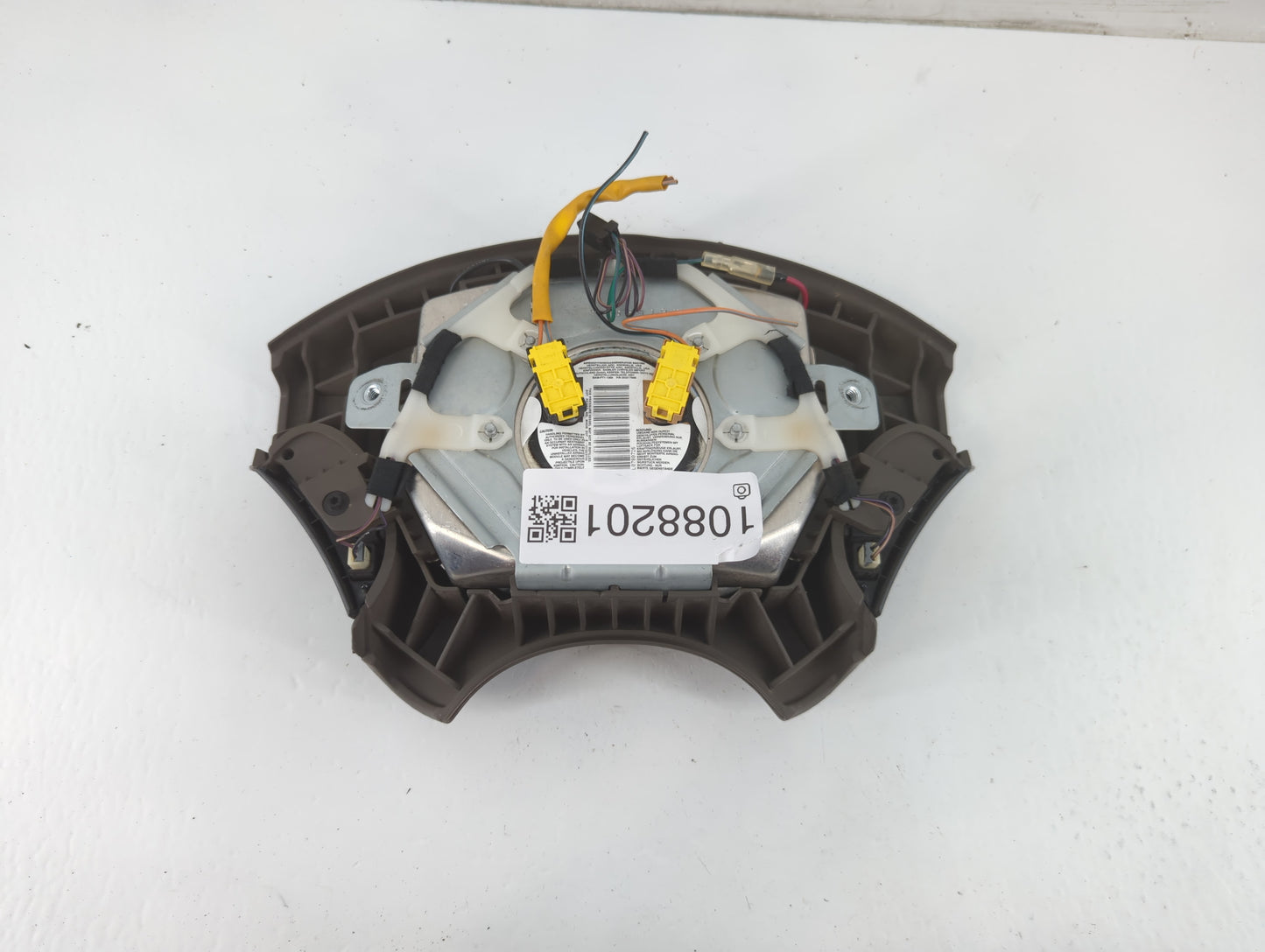 2001 Dodge Caravan Air Bag Driver Left Steering Wheel Mounted Fits OEM Used Auto Parts - Oemusedautoparts1.com