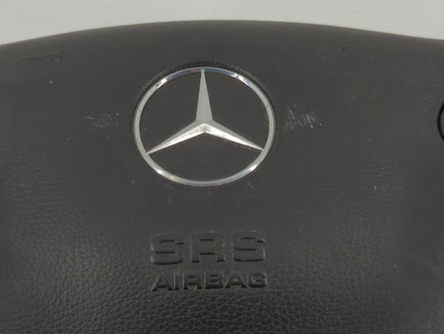 2003-2005 Mercedes-Benz C240 Air Bag Driver Left Steering Wheel Mounted Fits Fits 2003 2004 2005 2006 OEM Used Auto Parts - Oemusedautoparts1.com