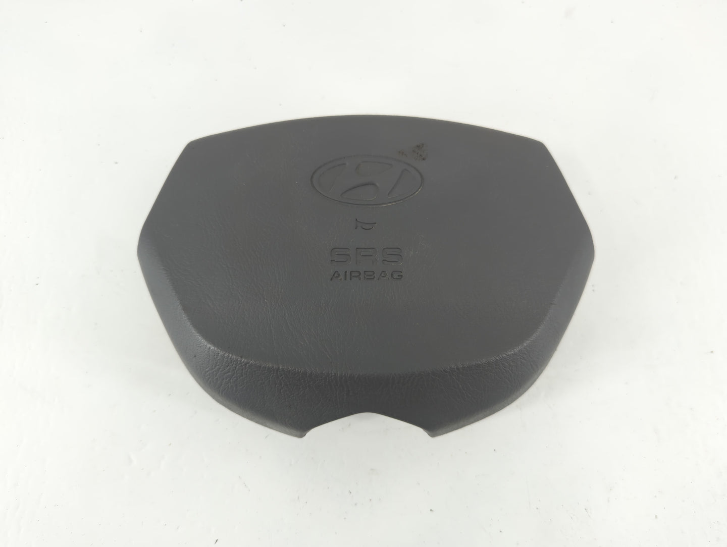 2003-2006 Hyundai Accent Air Bag Driver Left Steering Wheel Mounted Fits Fits 2003 2004 2005 2006 OEM Used Auto Parts - Oemusedautoparts1.com