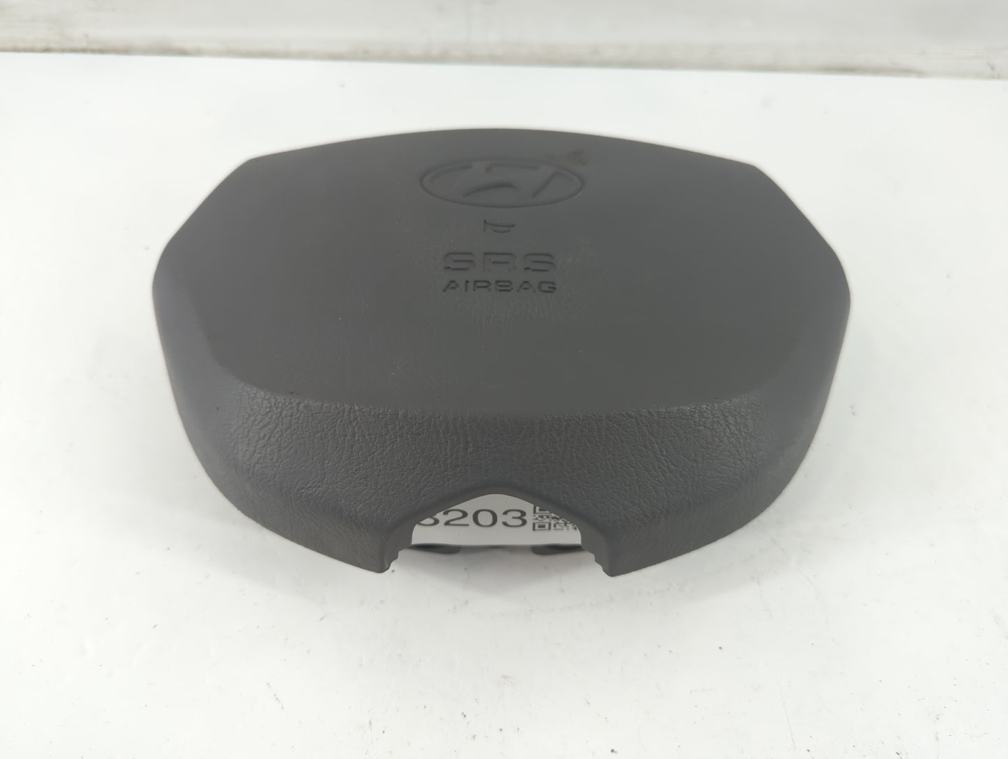 2003-2006 Hyundai Accent Air Bag Driver Left Steering Wheel Mounted Fits Fits 2003 2004 2005 2006 OEM Used Auto Parts - Oemusedautoparts1.com