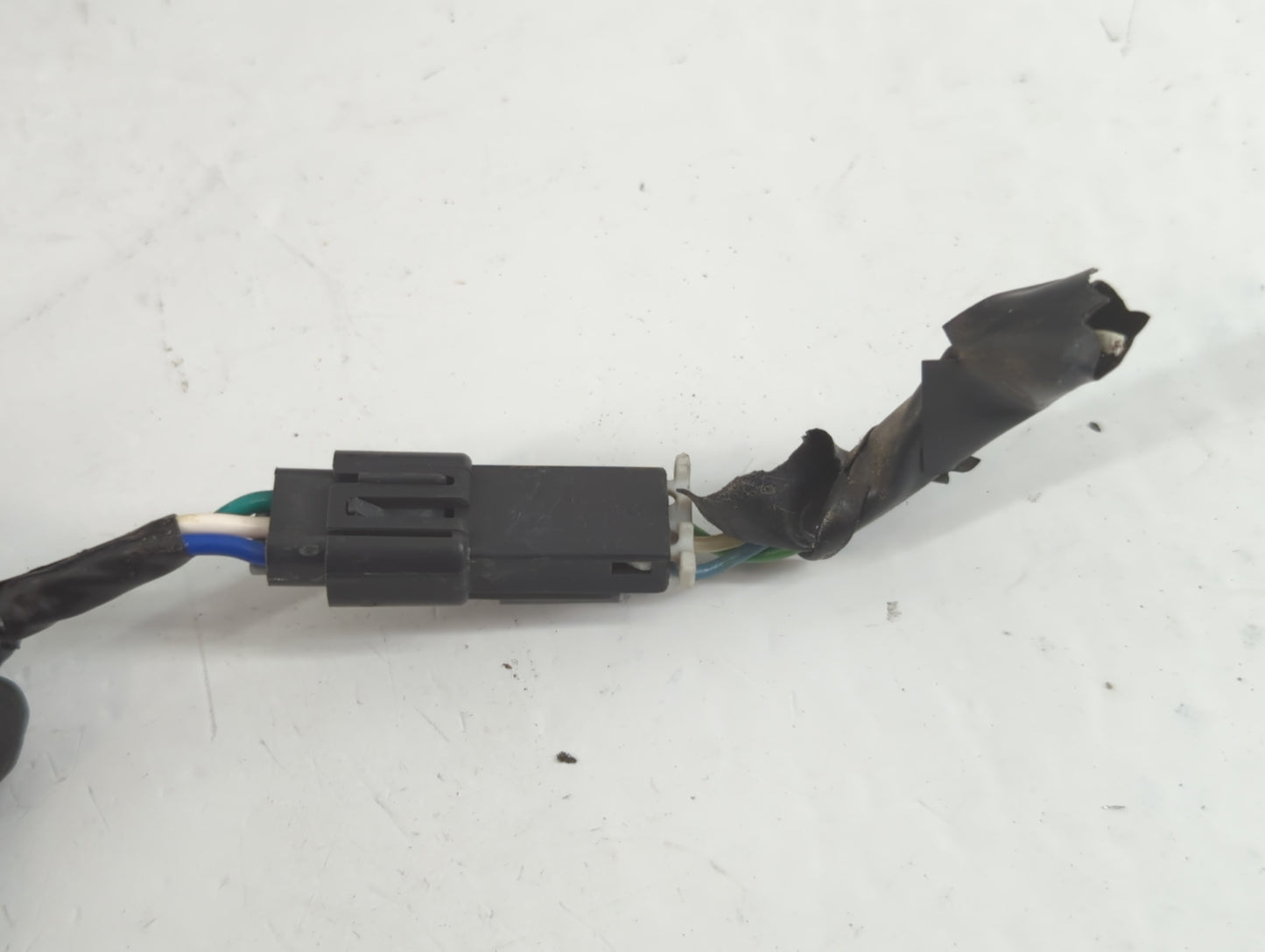 1997-2005 Chevrolet Malibu Side Mirror Replacement Driver Left View Door Mirror Fits OEM Used Auto Parts