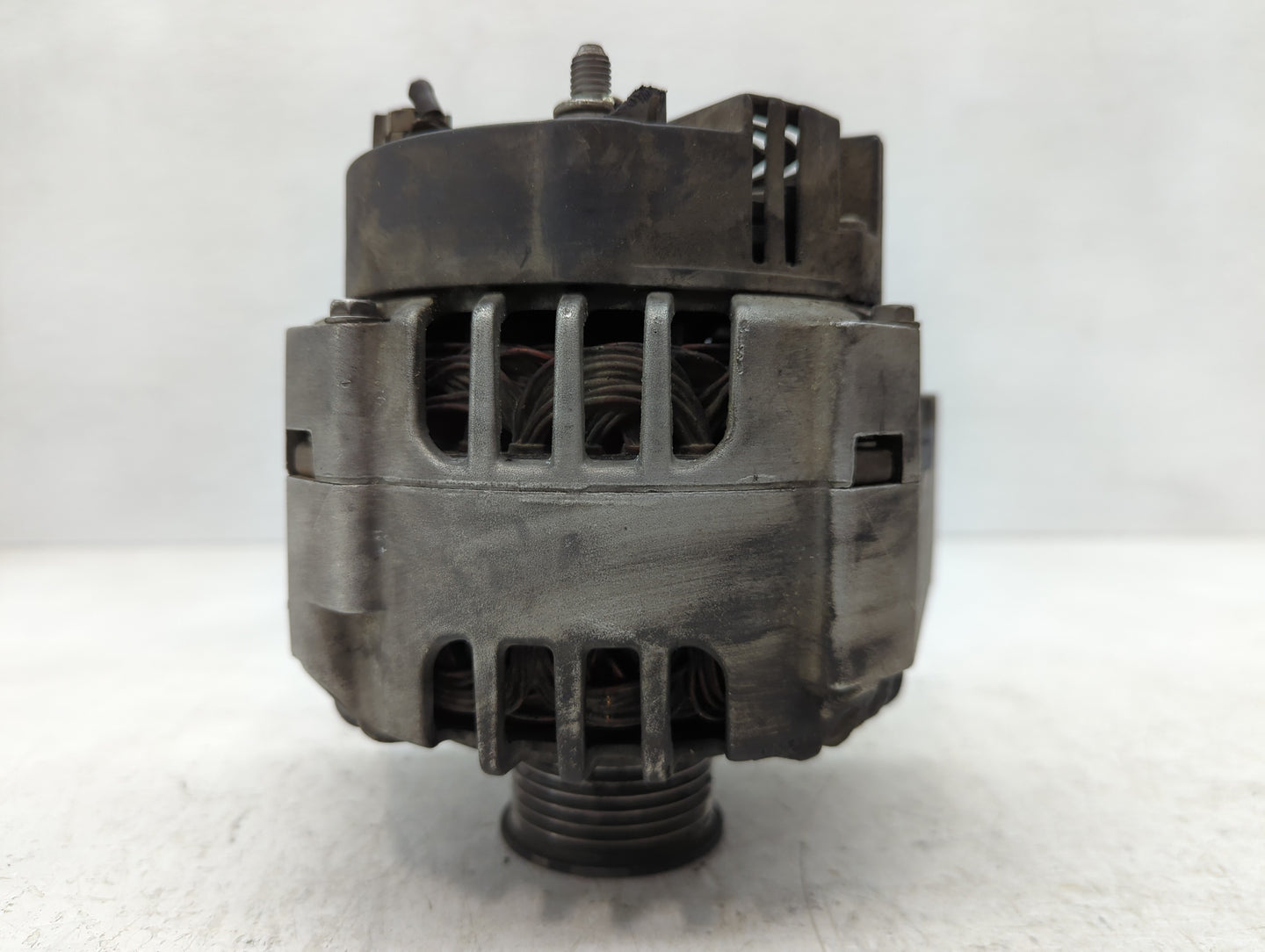 2003 Land Rover Discovery Alternator Replacement Generator Charging Assembly Engine OEM Fits OEM Used Auto Parts - Oemusedautoparts1.com