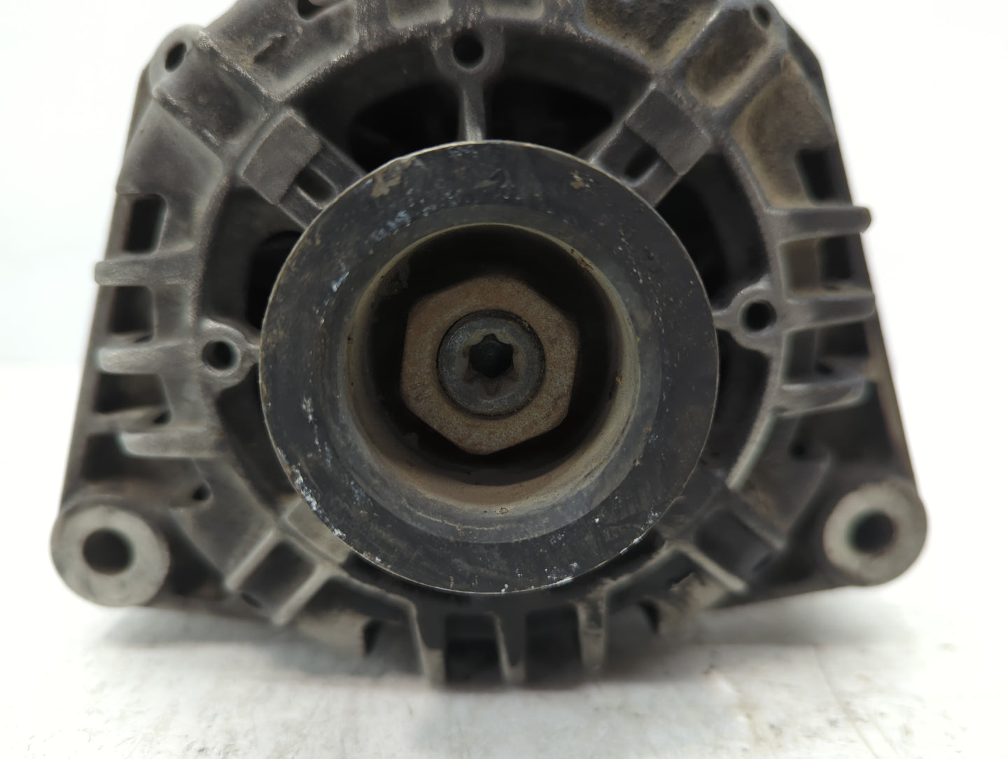 2003 Land Rover Discovery Alternator Replacement Generator Charging Assembly Engine OEM Fits OEM Used Auto Parts - Oemusedautoparts1.com
