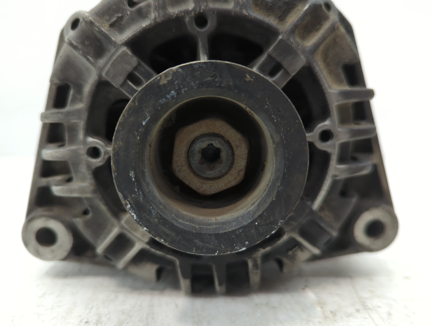 2003 Land Rover Discovery Alternator Replacement Generator Charging Assembly Engine OEM Fits OEM Used Auto Parts - Oemusedautoparts1.com