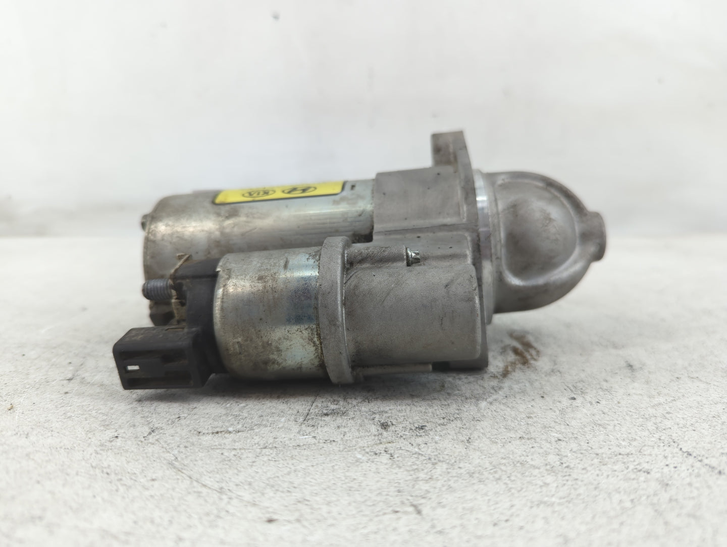 2013-2014 Hyundai Elantra Car Starter Motor Solenoid OEM P/N:36100-2E551 Fits Fits 2012 2013 2014 2015 2016 OEM Used Auto Parts - Oemusedautoparts1.com