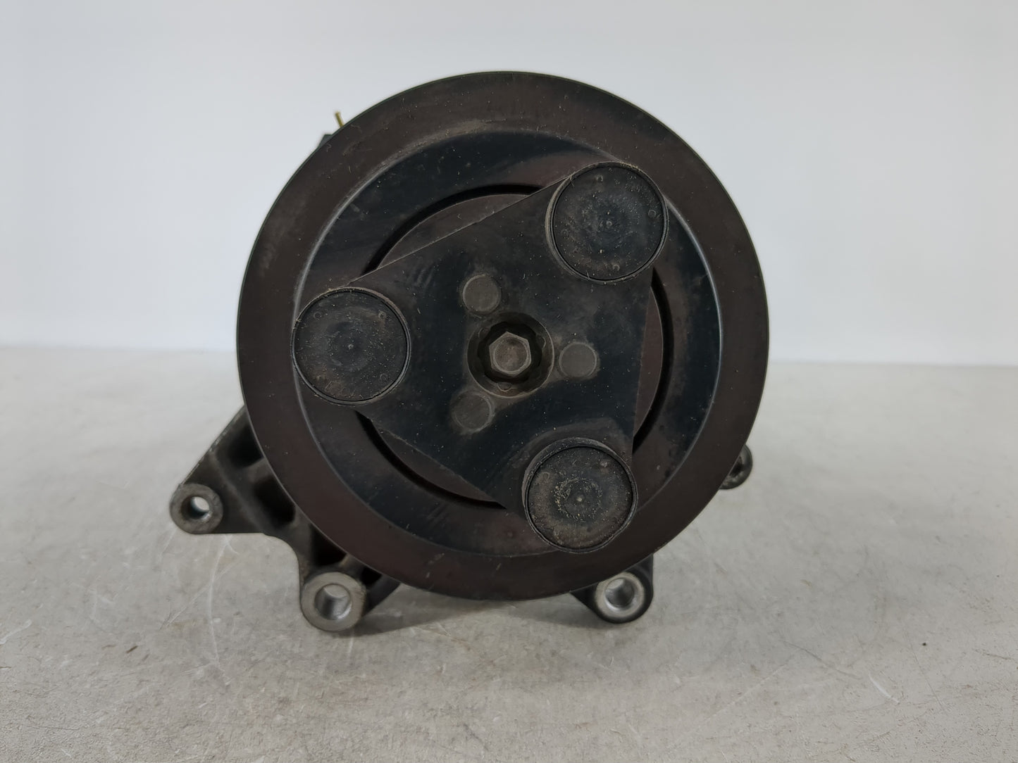 2002-2006 Nissan Altima Air Conditioning A/c Ac Compressor Oem