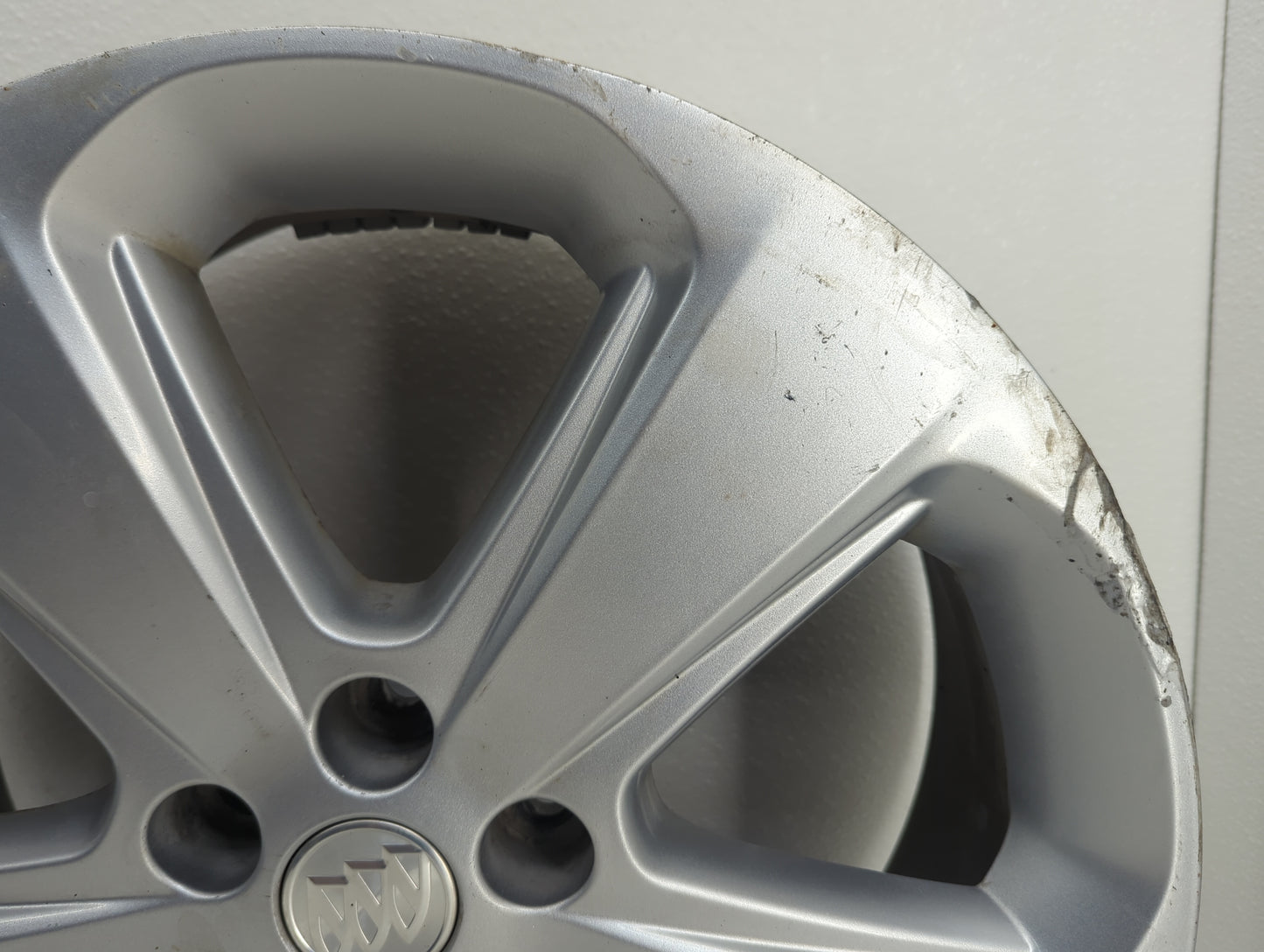 2013-2015 Buick Encore Oem Wheel Rim