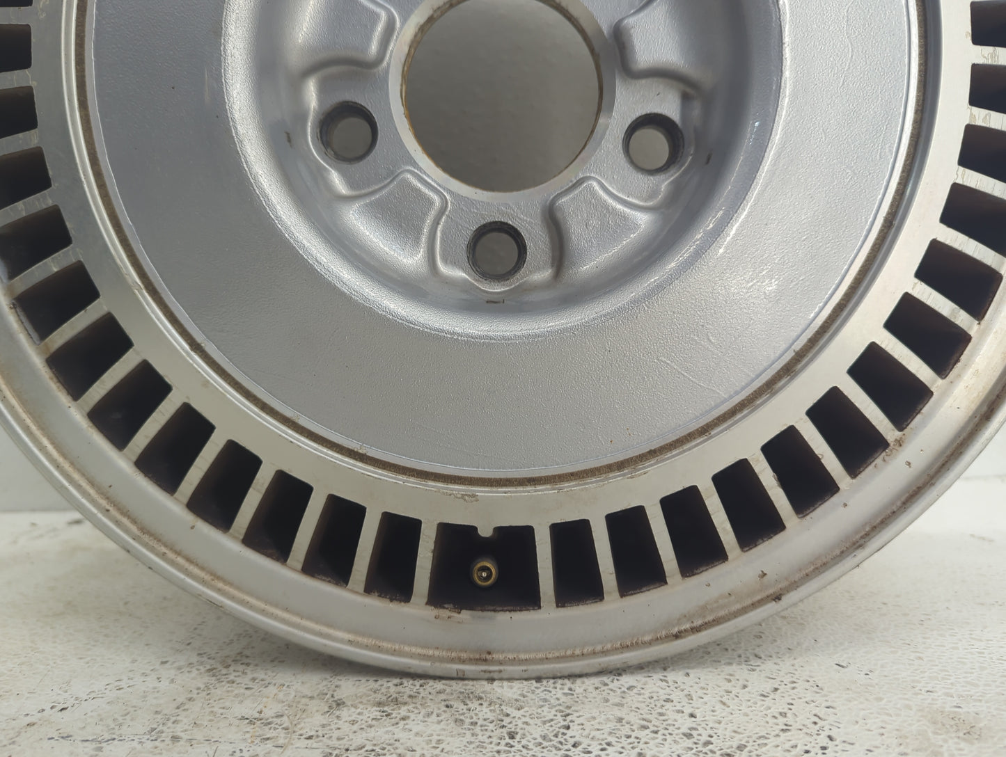 1991-1996 Buick Park Avenue Oem Wheel Rim